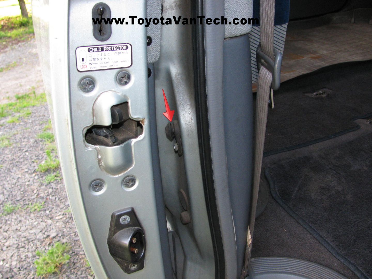 Open door warning light stays on